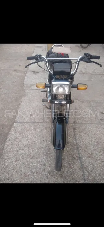 Honda CD 70 2013 for Sale Honda CD 70 2013 for Sale Image-4