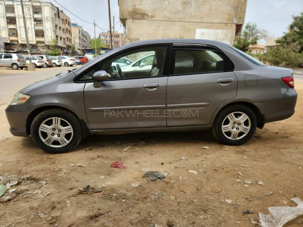 Honda City 2005 for Sale in Karachi Image-1