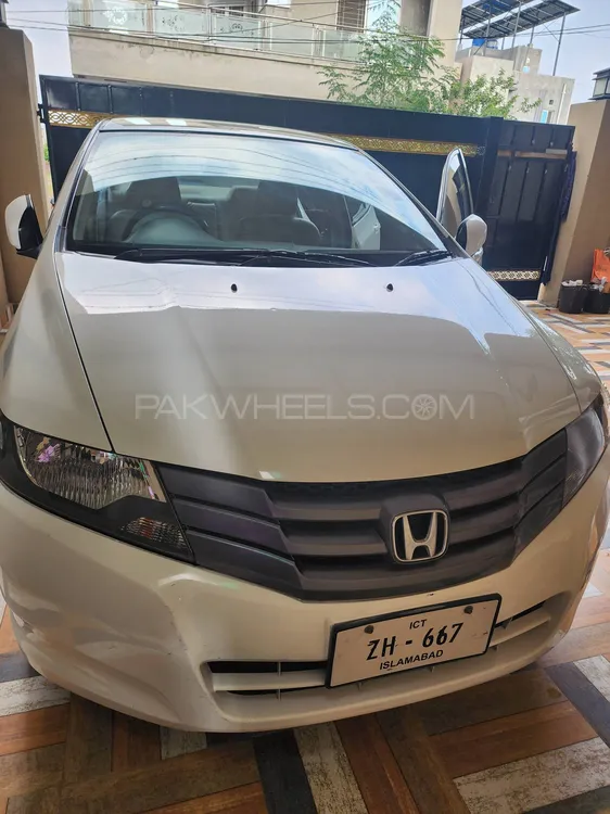 Honda City 2013 for Sale in Lahore Image-1