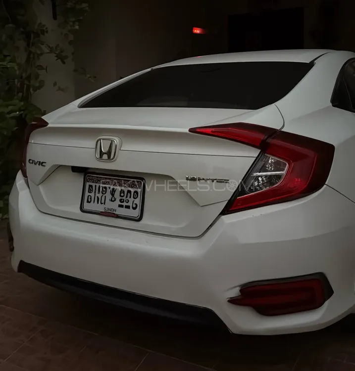 Honda Civic 2017 for Sale in Karachi Image-1