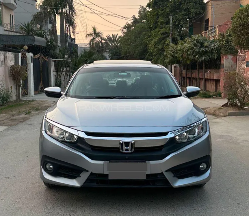 Honda Civic 2018 for Sale in Lahore Image-1