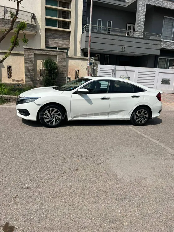 Honda Civic 2018 for Sale in Islamabad Image-1