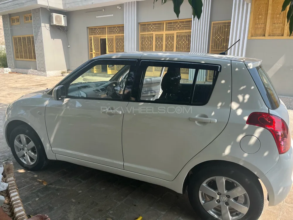 Suzuki Swift 2018 for Sale in Attock Image-1