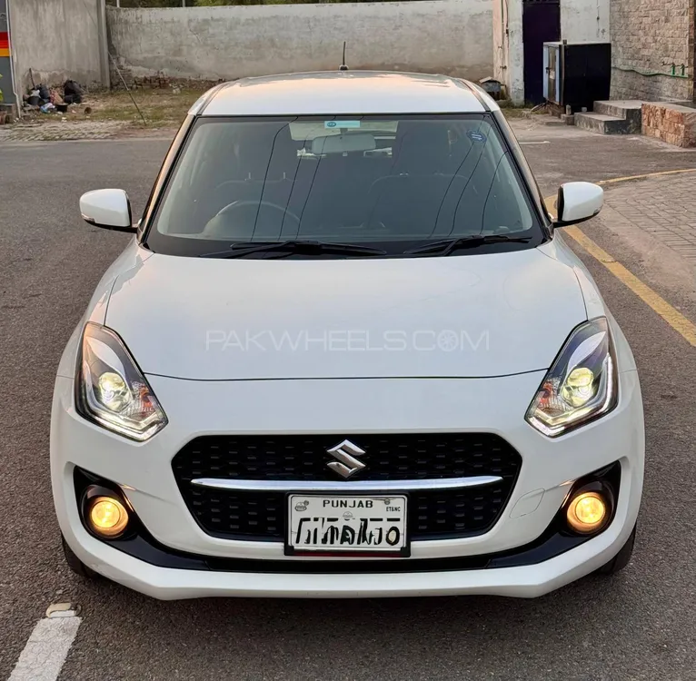 Suzuki Swift 2024 for Sale in Faisalabad Image-1