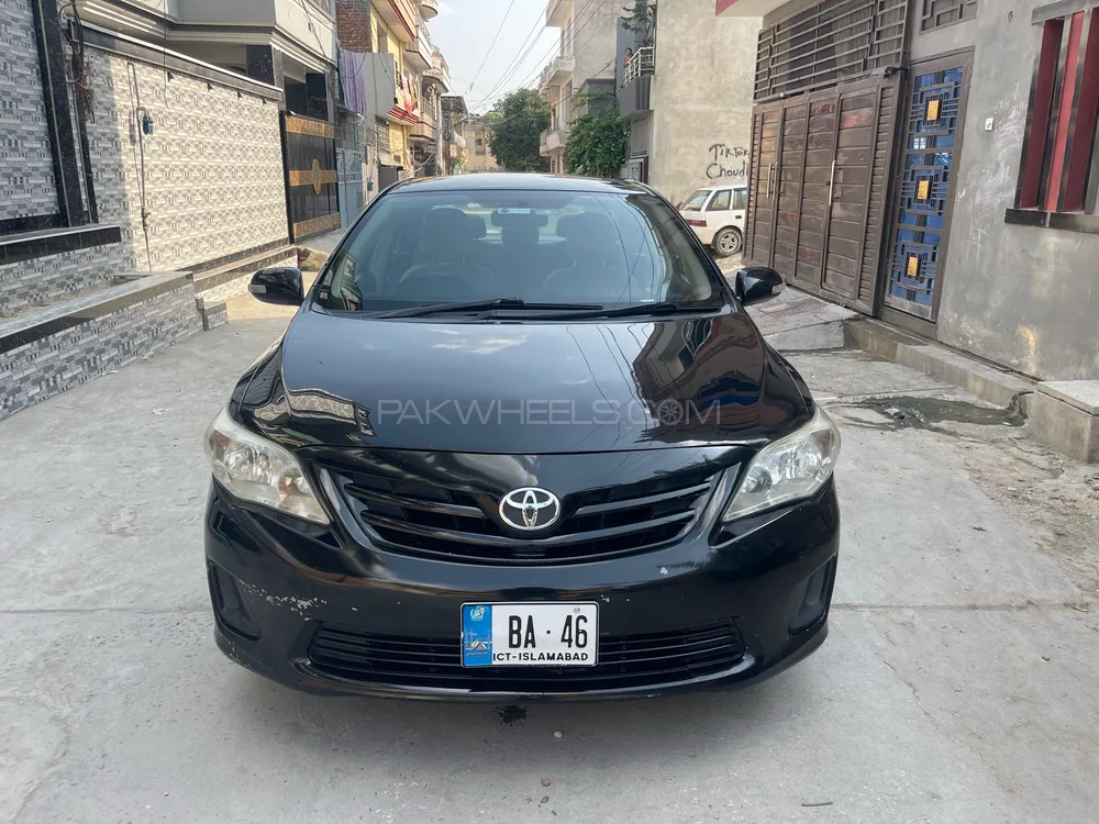 Toyota Corolla 2013 for Sale in Islamabad Image-1