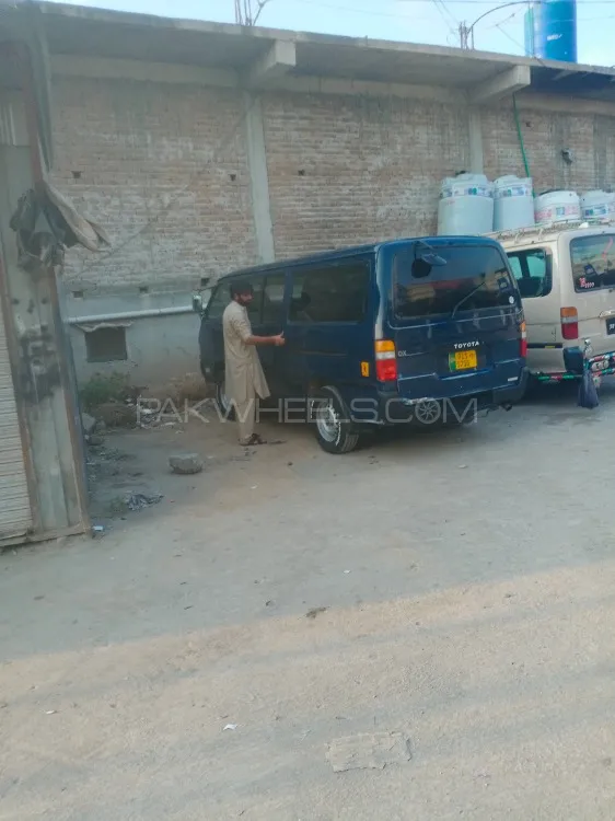 Toyota Hiace 2003 for Sale in Peshawar Image-1