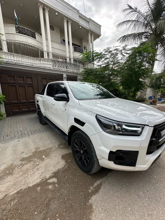 Toyota Hilux 2024 for Sale in Karachi Image-1