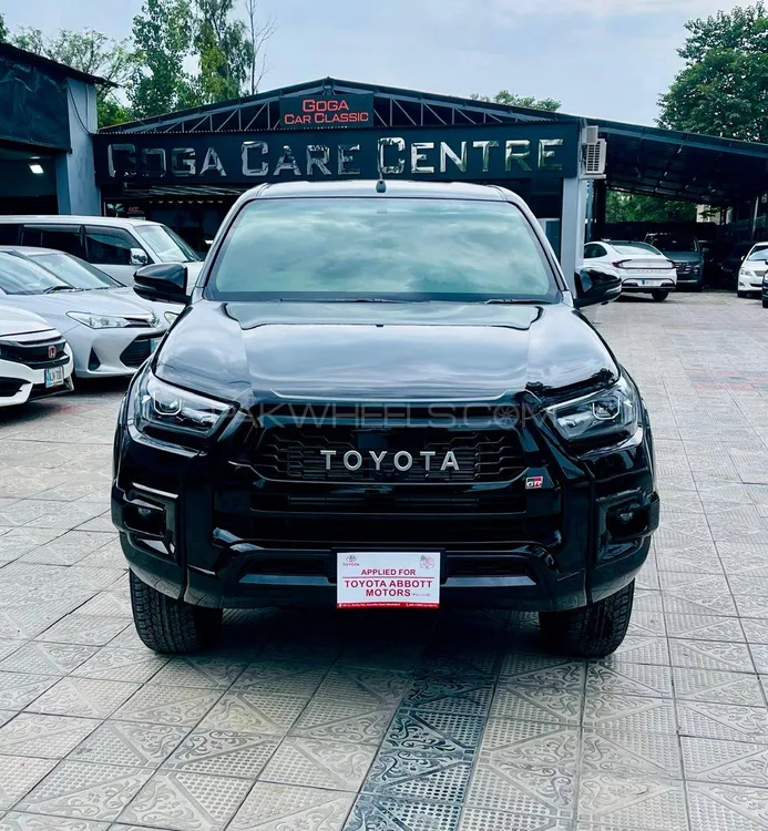 Toyota Hilux 2025 for Sale in Islamabad Image-1