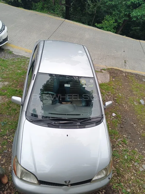 Toyota Platz 2000 for Sale in Lahore Toyota Platz 2000 for Sale in Lahore Image-5