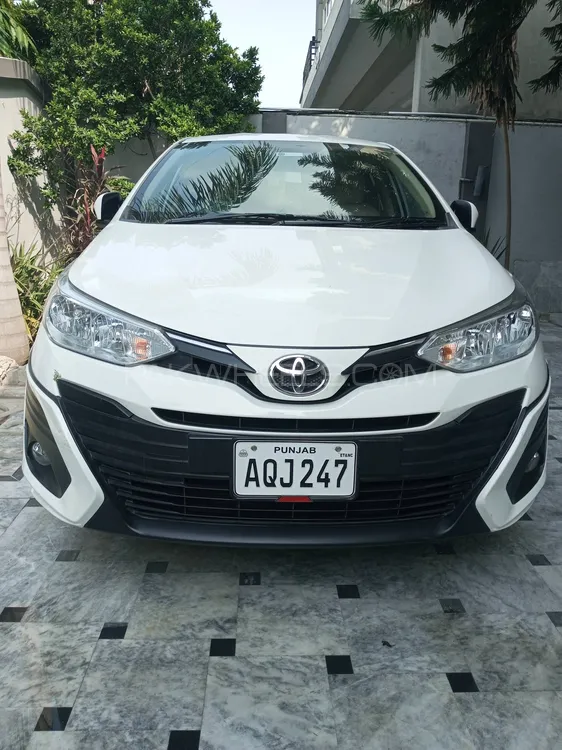 ٹویوٹا یارس سیڈان 2023 for Sale in لاہور Image-1