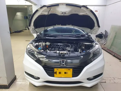 Honda Vezel Hybrid Z 2014
