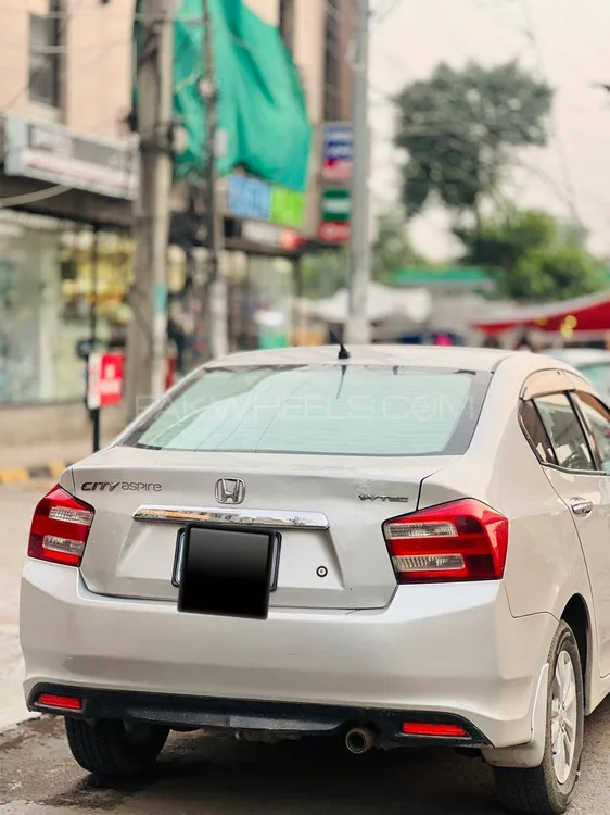 Honda City 2014 for Sale in Lahore Image-1