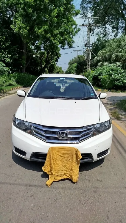 Honda City 2014 for Sale in Faisalabad Image-1