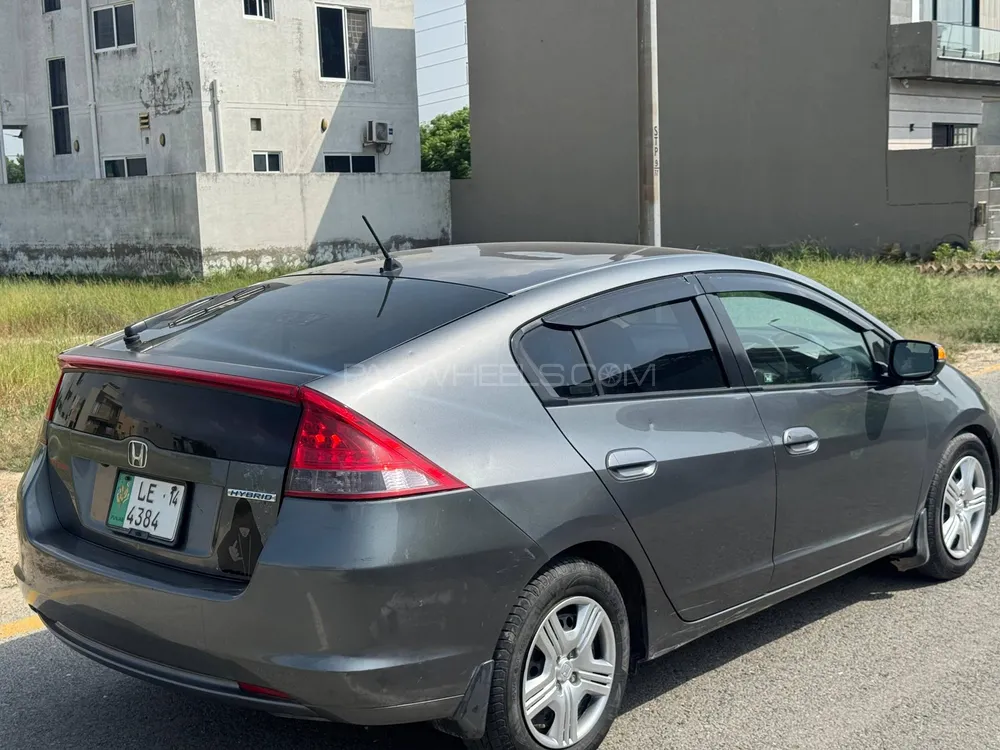 Honda Insight 2010 for Sale in Lahore Image-1