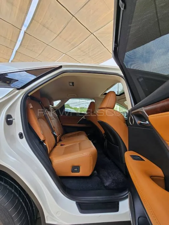 Lexus RX Series 2020 for Sale in Karachi Lexus RX Series 2020 for Sale in Karachi Image-7