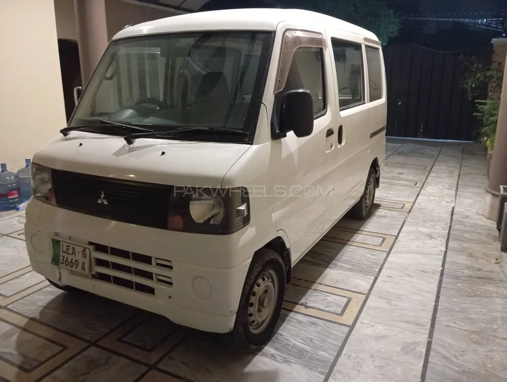 مٹسوبیشی منی کیب 2011 for Sale in لاہور Image-1