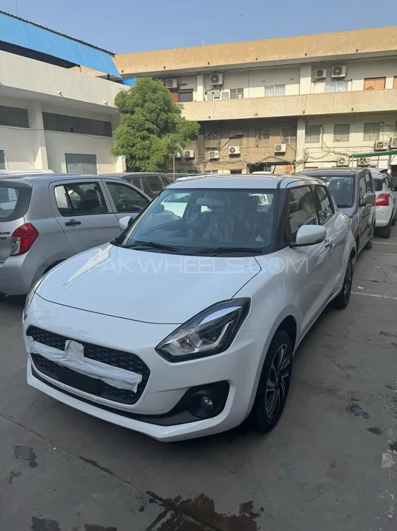 Suzuki Swift 2025 for Sale in Karachi Image-1