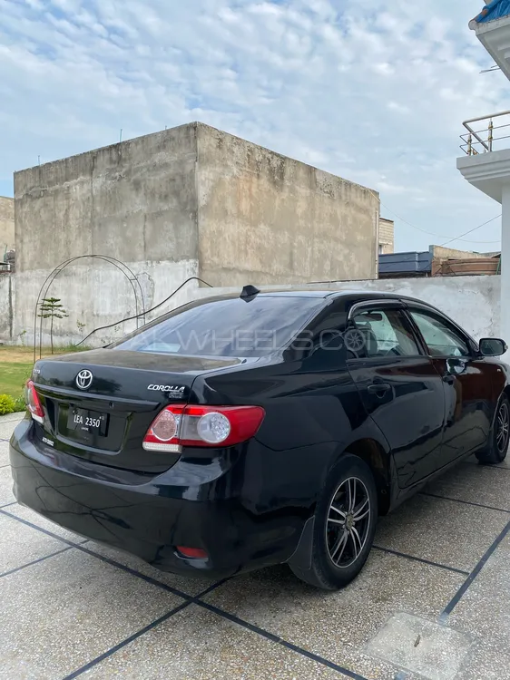 Toyota Corolla 2011 for Sale in Islamabad Image-1