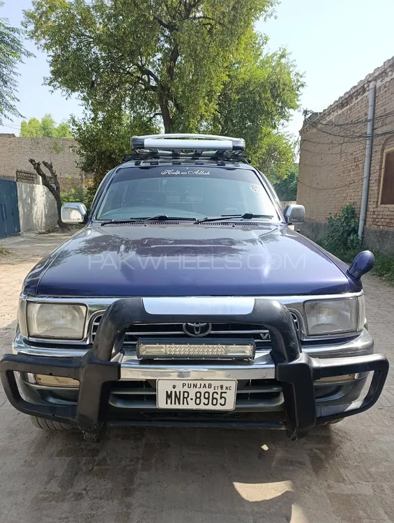 Toyota Hilux 1993 for Sale in Dera ismail khan Image-1