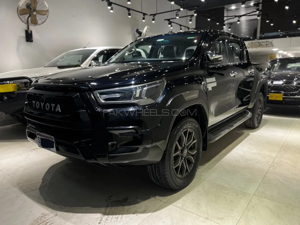 Toyota Hilux 2019 for Sale in Karachi Image-1