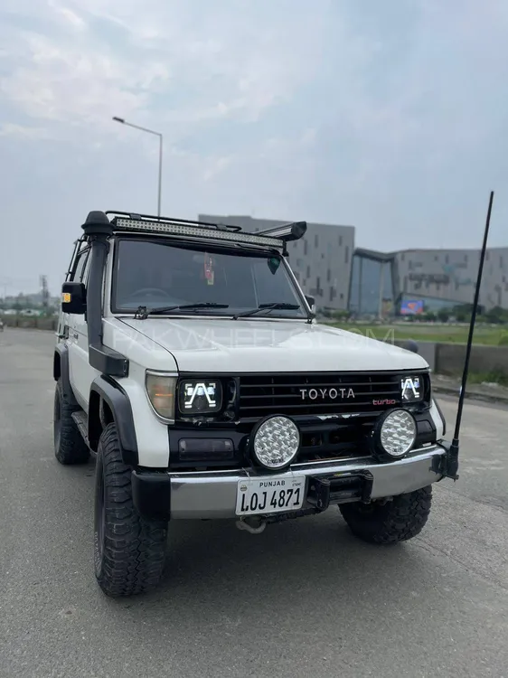 Toyota Land Cruiser 1990 for Sale in Lahore Image-1
