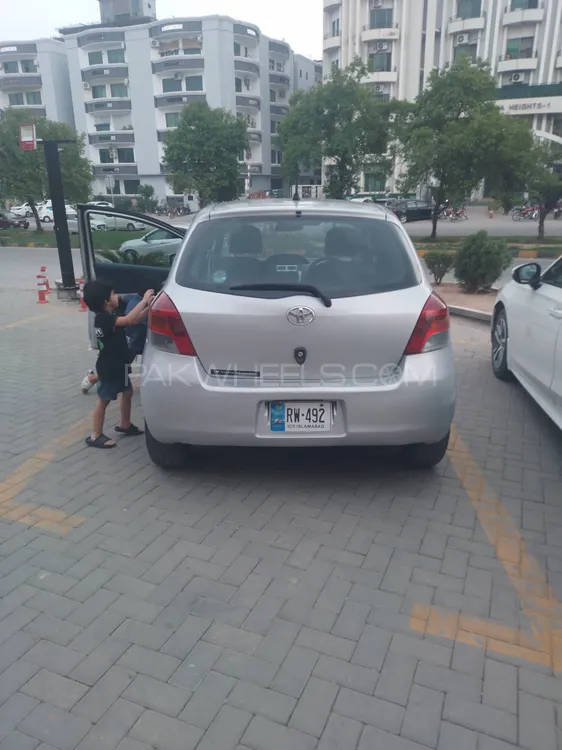 Toyota Vitz 2007 for Sale in Islamabad Image-1