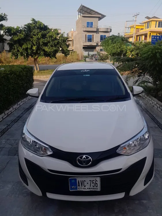 Toyota Yaris Sedan 2021 for Sale in Islamabad Image-1