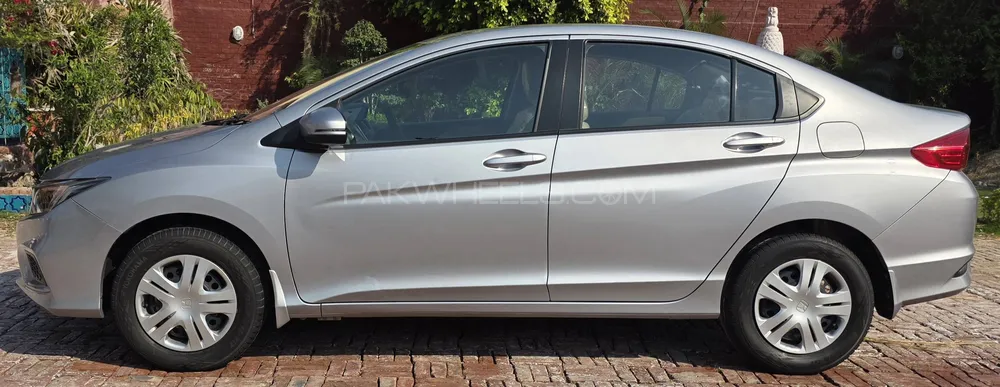 Honda City 2024 for Sale in Lahore Image-1
