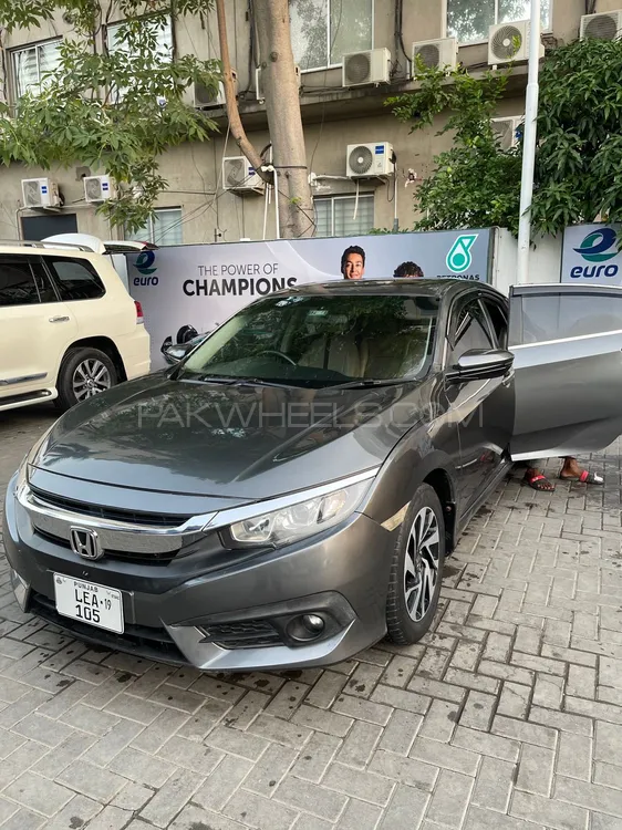 Honda Civic 2018 for Sale in Lahore Image-1