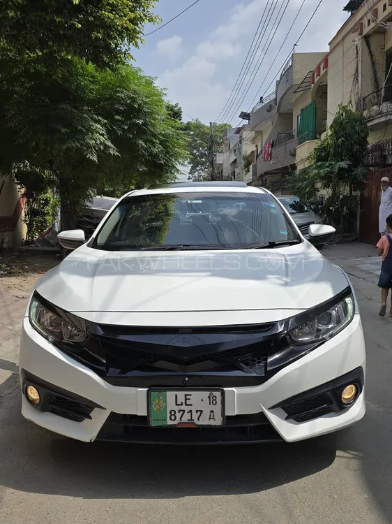 Honda Civic 2018 for Sale in Lahore Image-1