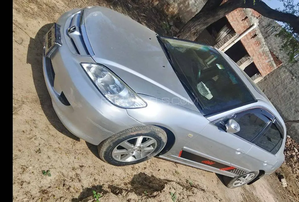 Honda Civic 2004 for Sale in Lahore Image-1