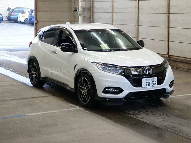 Honda Vezel 2020 for Sale in Nowshera cantt Image-1