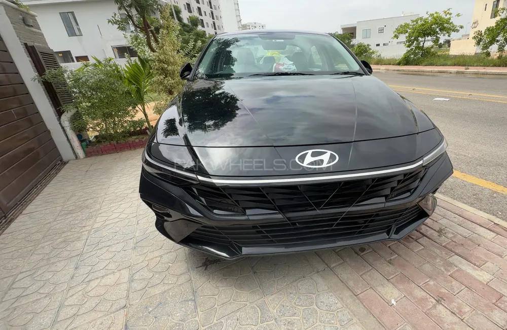 Hyundai Elantra 2025 for Sale in Karachi Image-1
