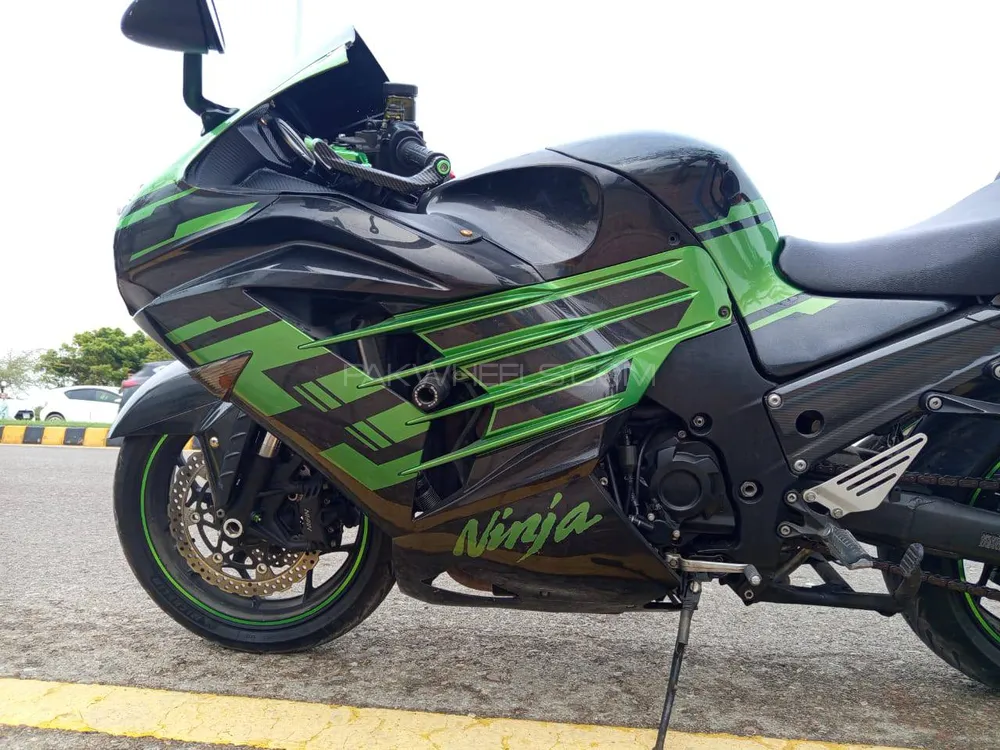 Kawasaki Ninja ZX-14 Monster Energy 2016 for Sale Image-1