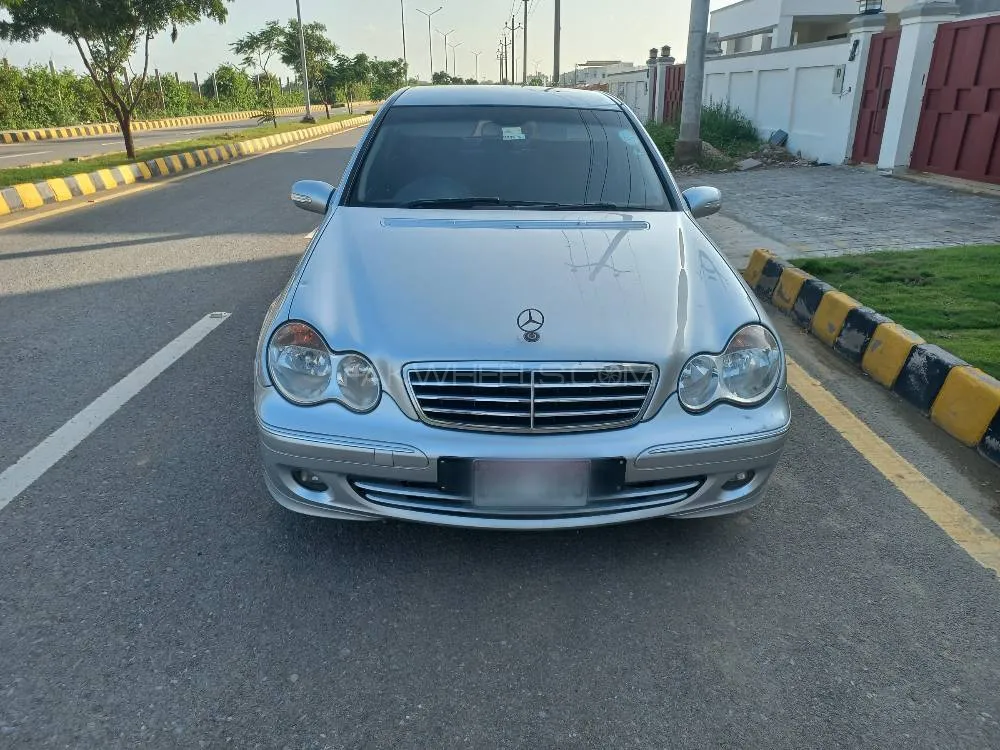 Mercedes Benz C Class 2007 for Sale in Karachi Image-1