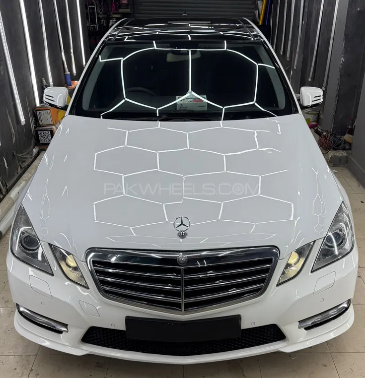 Mercedes Benz E Class 2013 for Sale in Karachi Image-1
