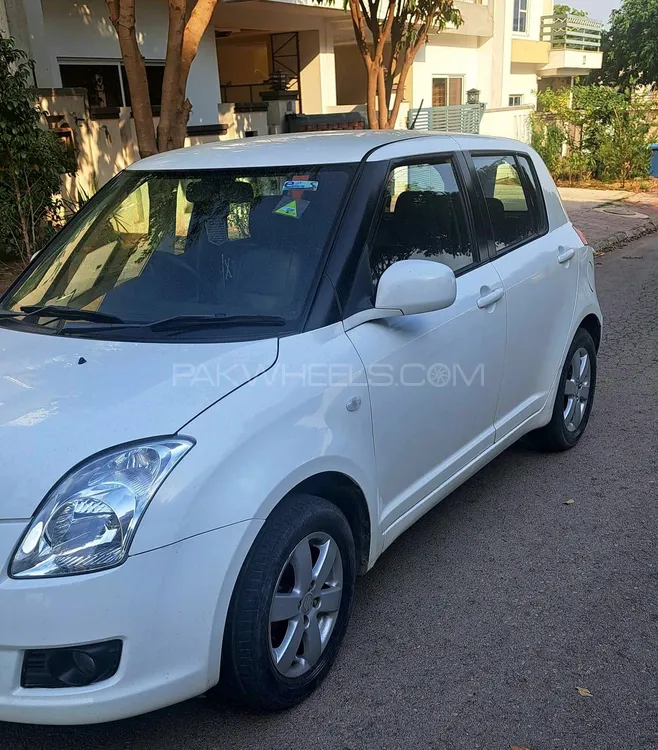 Suzuki Swift 2016 for Sale in Islamabad Image-1