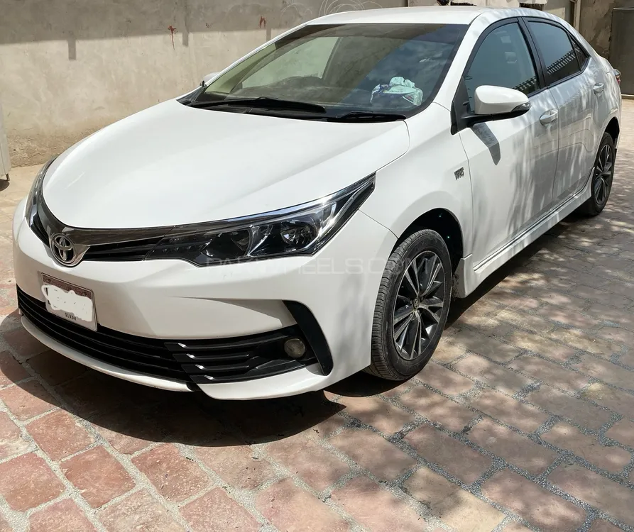 Toyota Corolla 2018 for Sale in Karachi Image-1