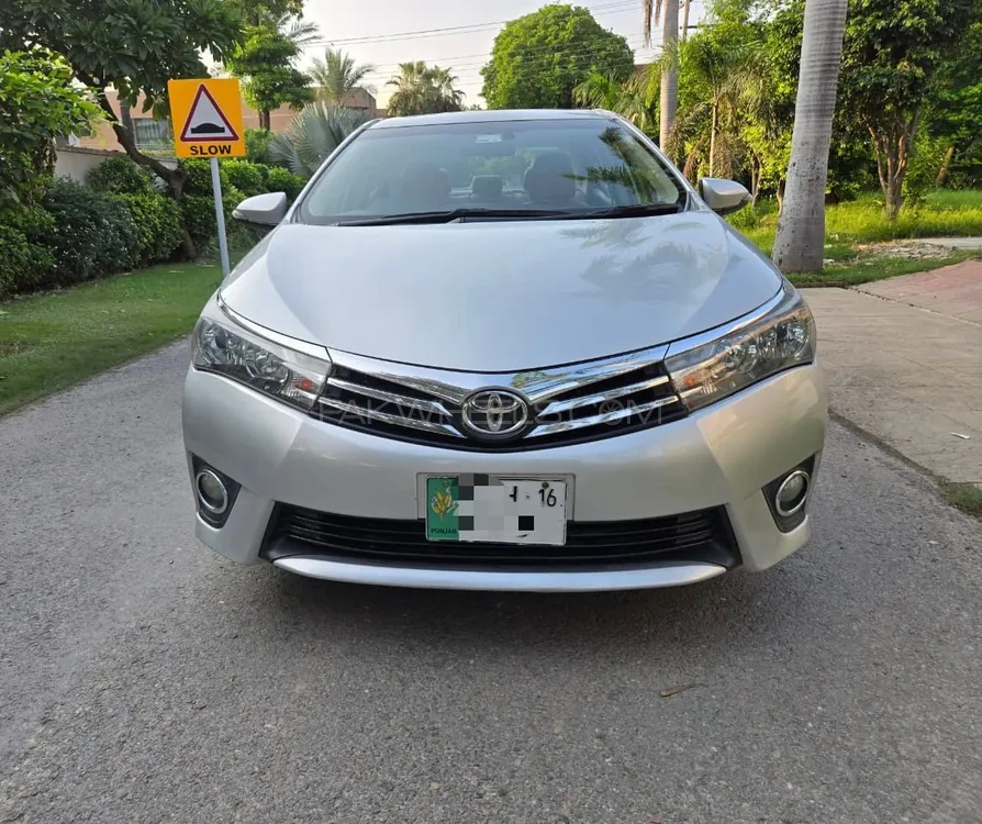 Toyota Corolla 2016 for Sale in Lahore Image-1