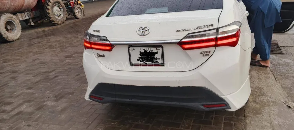 Toyota Corolla 2018 for Sale in Shah kot Image-1
