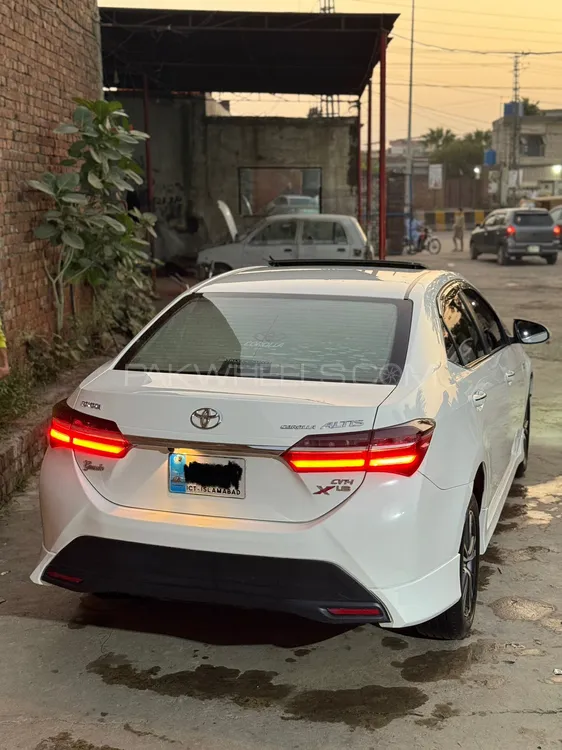 Toyota Corolla 2018 for Sale in Sialkot Image-1