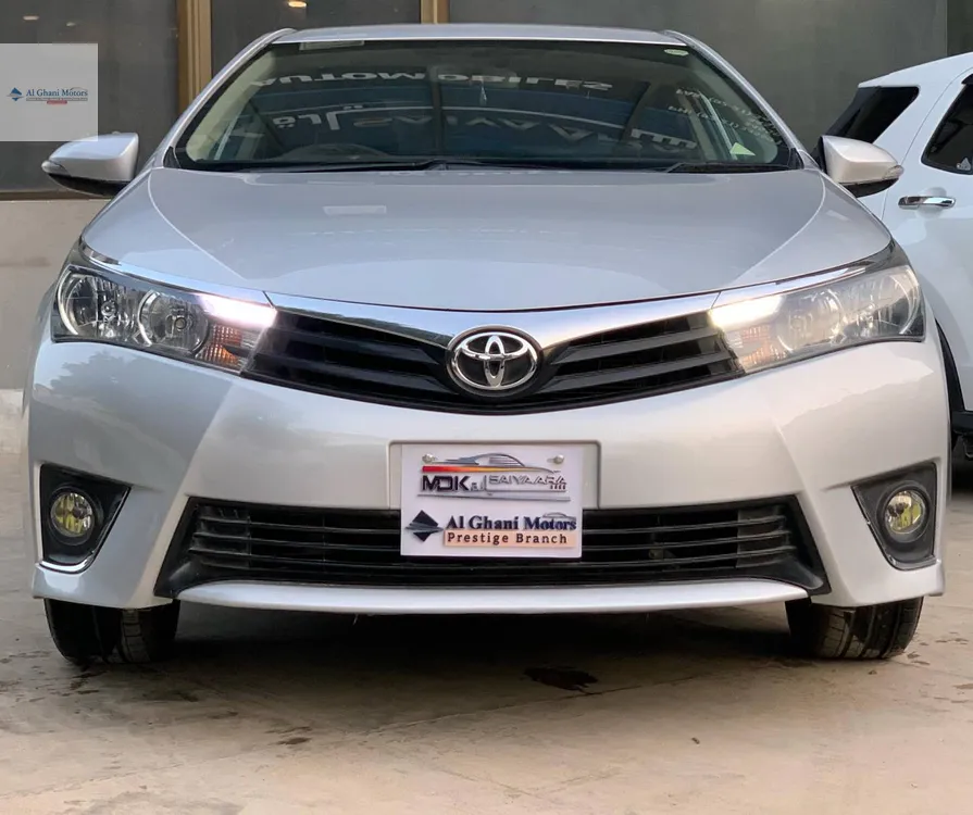 Toyota Corolla 2016 for Sale in Karachi Image-1