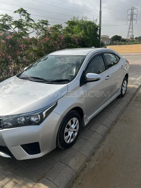 Toyota Corolla 2016 for Sale in Karachi Image-1