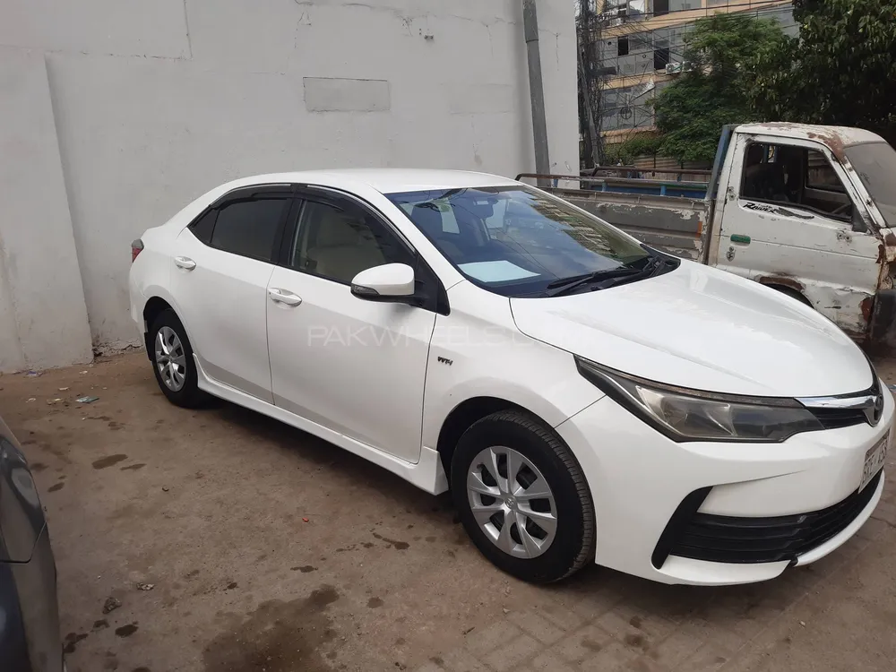 Toyota Corolla 2019 for Sale in Karachi Image-1