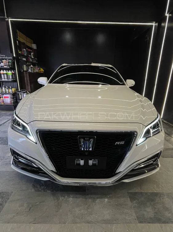 Toyota Crown 2018 for Sale in Islamabad Image-1