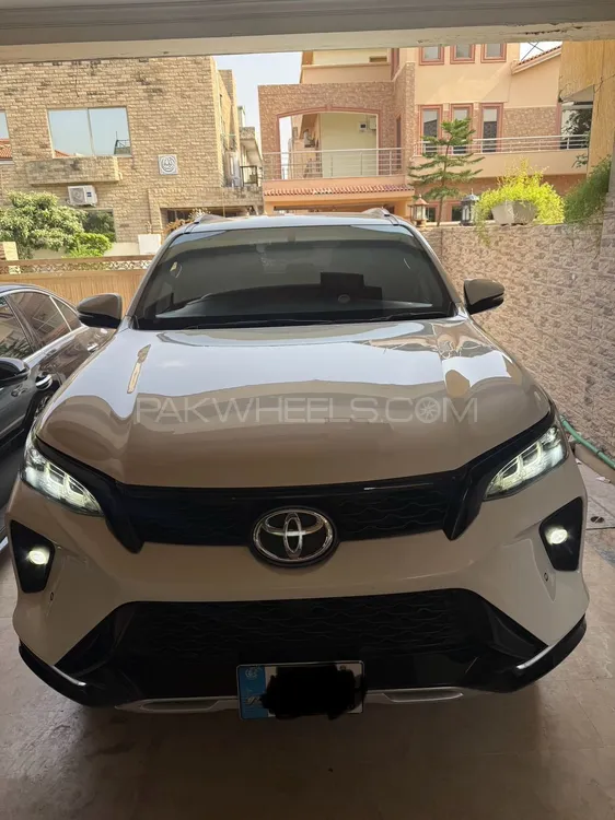 Toyota Fortuner 2022 for Sale in Islamabad Image-1