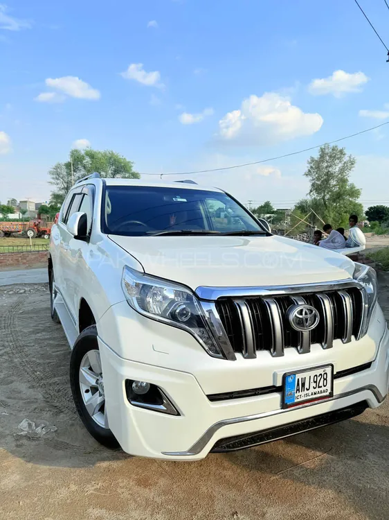 Toyota Prado 2014 for Sale in Multan Image-1