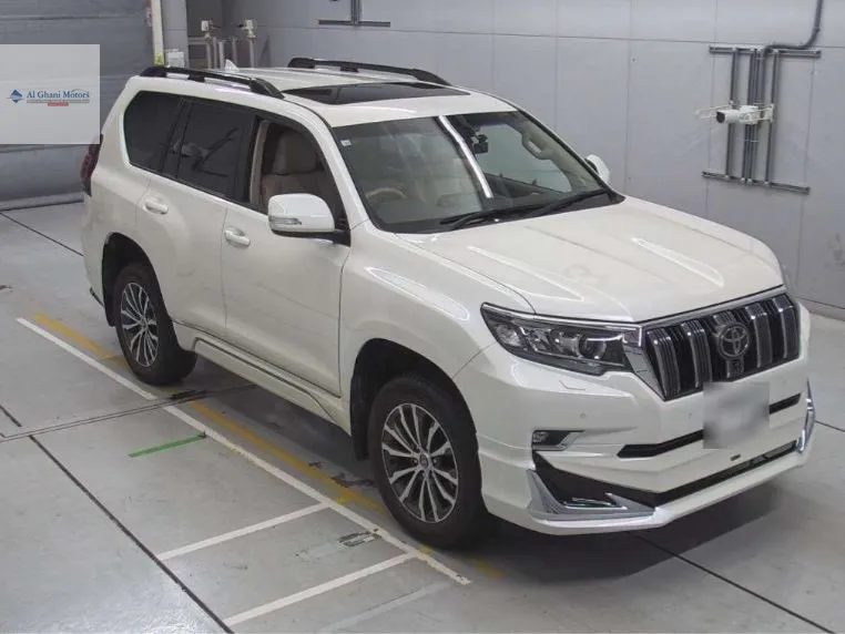 Toyota Prado 2020 for Sale in Karachi Image-1