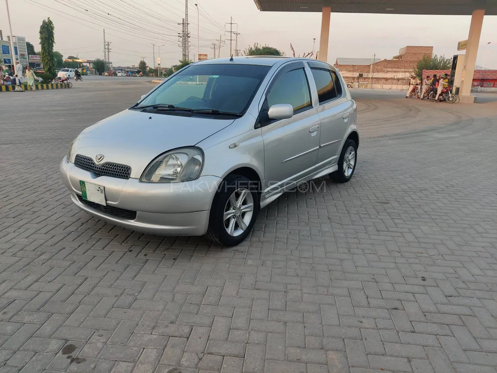 Toyota Vitz 1999 for Sale in Peshawar Image-1