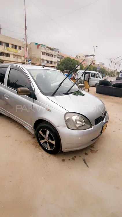 Toyota Vitz 1999 for Sale in Karachi Image-1